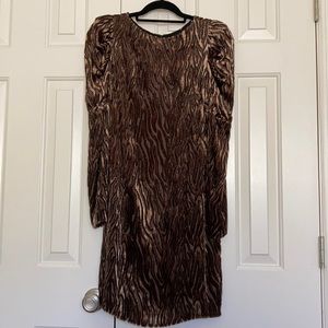 Ellie Tahari $450 dollar dress! Brand new 🔥